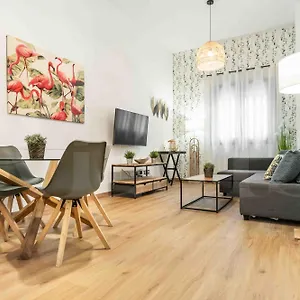  Appartement 3br With Parking And Patio In The Center By Rems Spanje